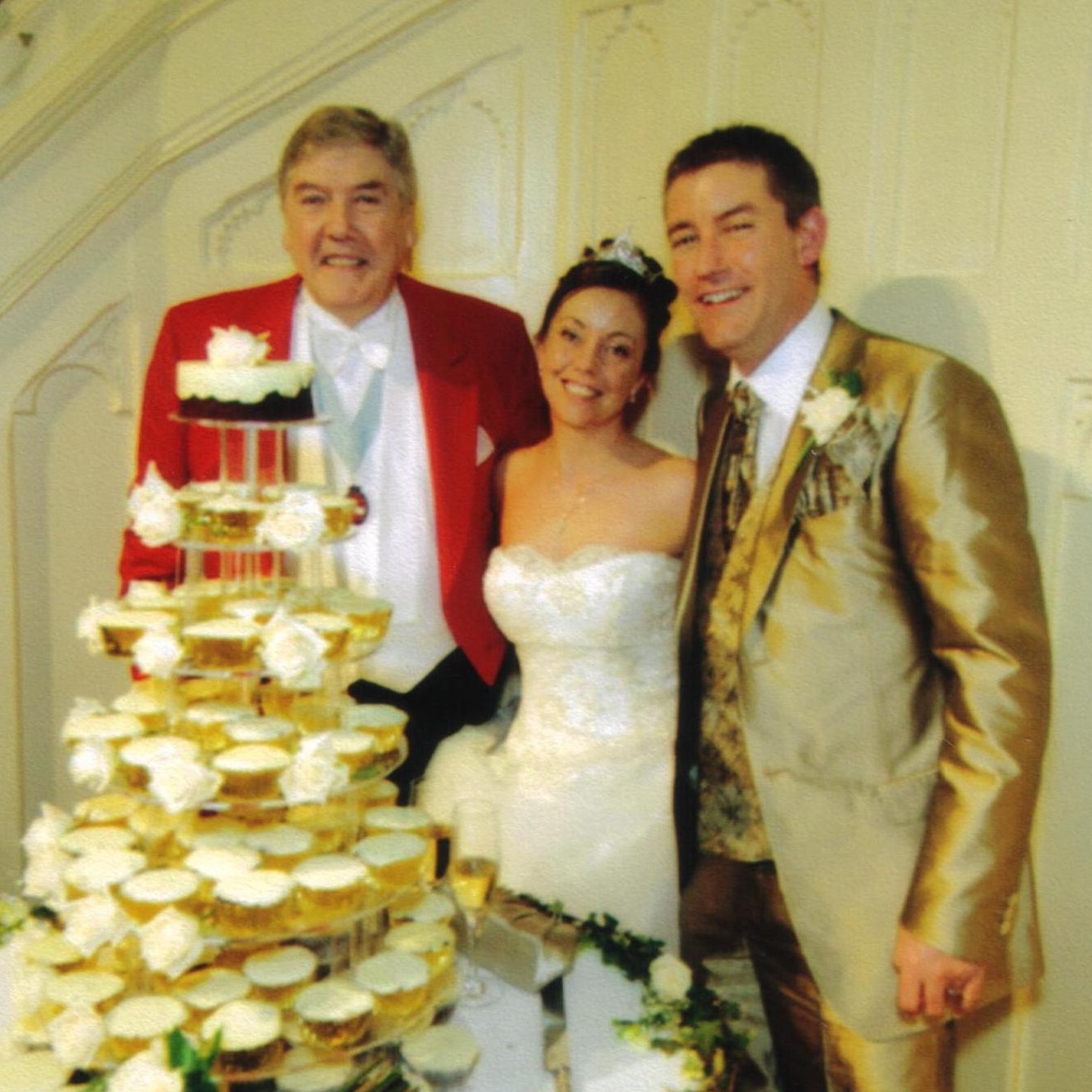 The Toastmaster’s Guide to a wonderful Stress-Free Wedding A time to relax and enjoy your special day.