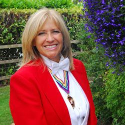 Lady Toastmasters  - Toastmaster Gallery -  The Executive Guild of Toastmasters & Town Criers