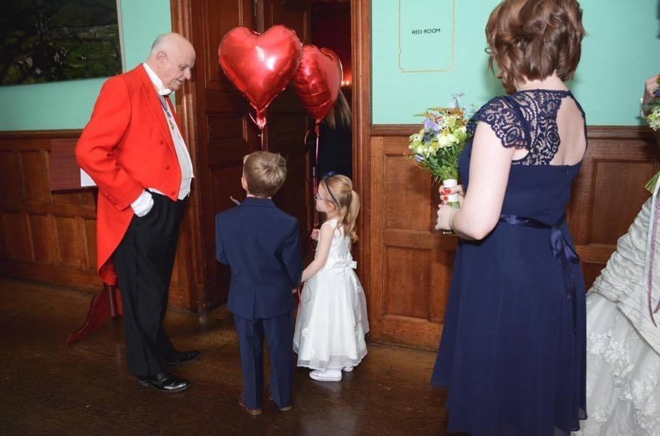 Toastmaster Gallery - The Executive Guild of Toastmasters & Town Criers -