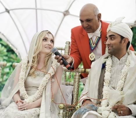 Asian Toastmasters  - Toastmaster Gallery -  The Executive Guild of Toastmasters & Town Criers