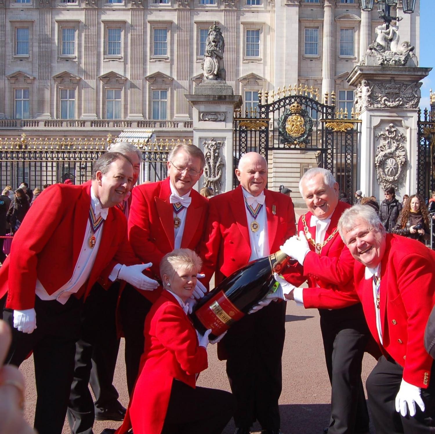 Toastmasters in London  - Toastmaster Gallery -  The Executive Guild of Toastmasters & Town Criers